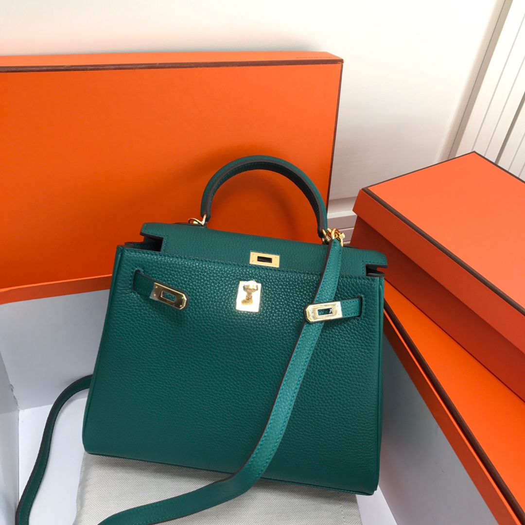 Hermes Kelly 32cm Handbag Shoulder Bag in Vert Vertigo Togo Leather